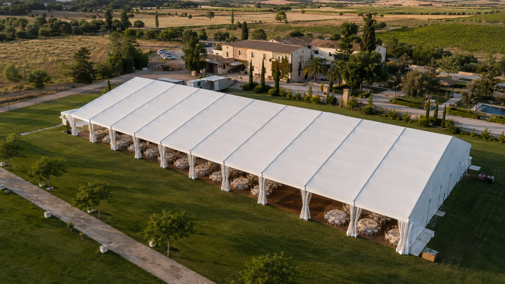 Carpa modular de gran formato en finca